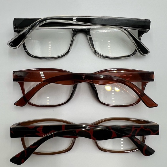 3 pairs of women’s 2.50 readers. Various brands & 2 cases. - Picture 2 of 5